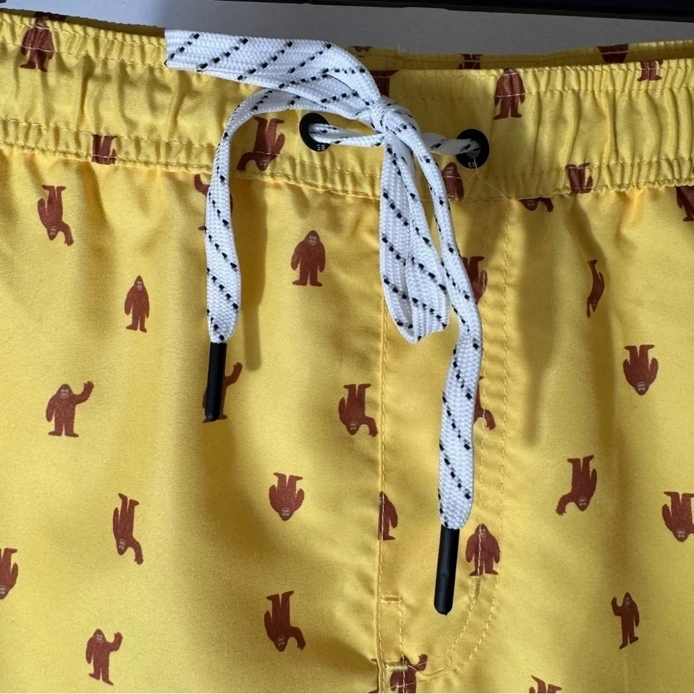 Eddie Bauer NWT yellow Sasquatch Volley swim trunks size XL (40-42)